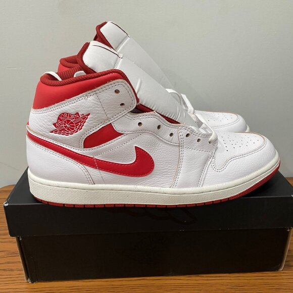Nike Air Jordan 1 Mid Se Men's Size 11 (White Dune Red) - Picture 3 of 9